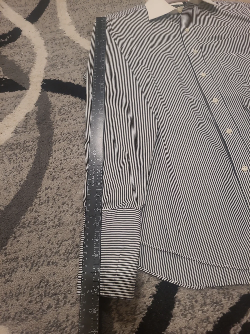 Lauren Ralph Lauren Mens Non Iron Button Down Shirt Black Pinstripe 15.5(34-35)